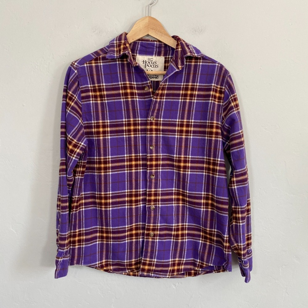 Disney Cakeworthy Sarah Hocus Pocus Flannel Shirt Top Women Size Small Purple